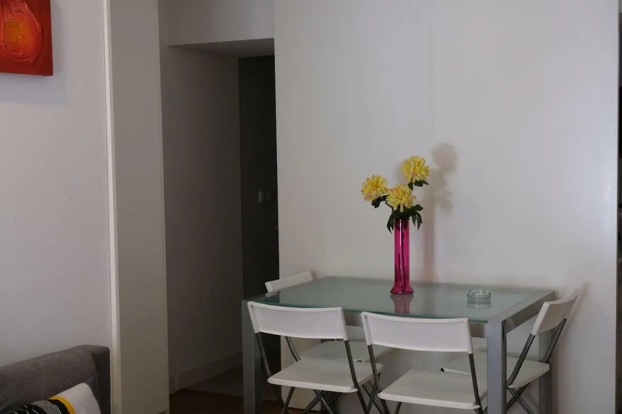 Nice Apartment Bairro Alto Lisbon