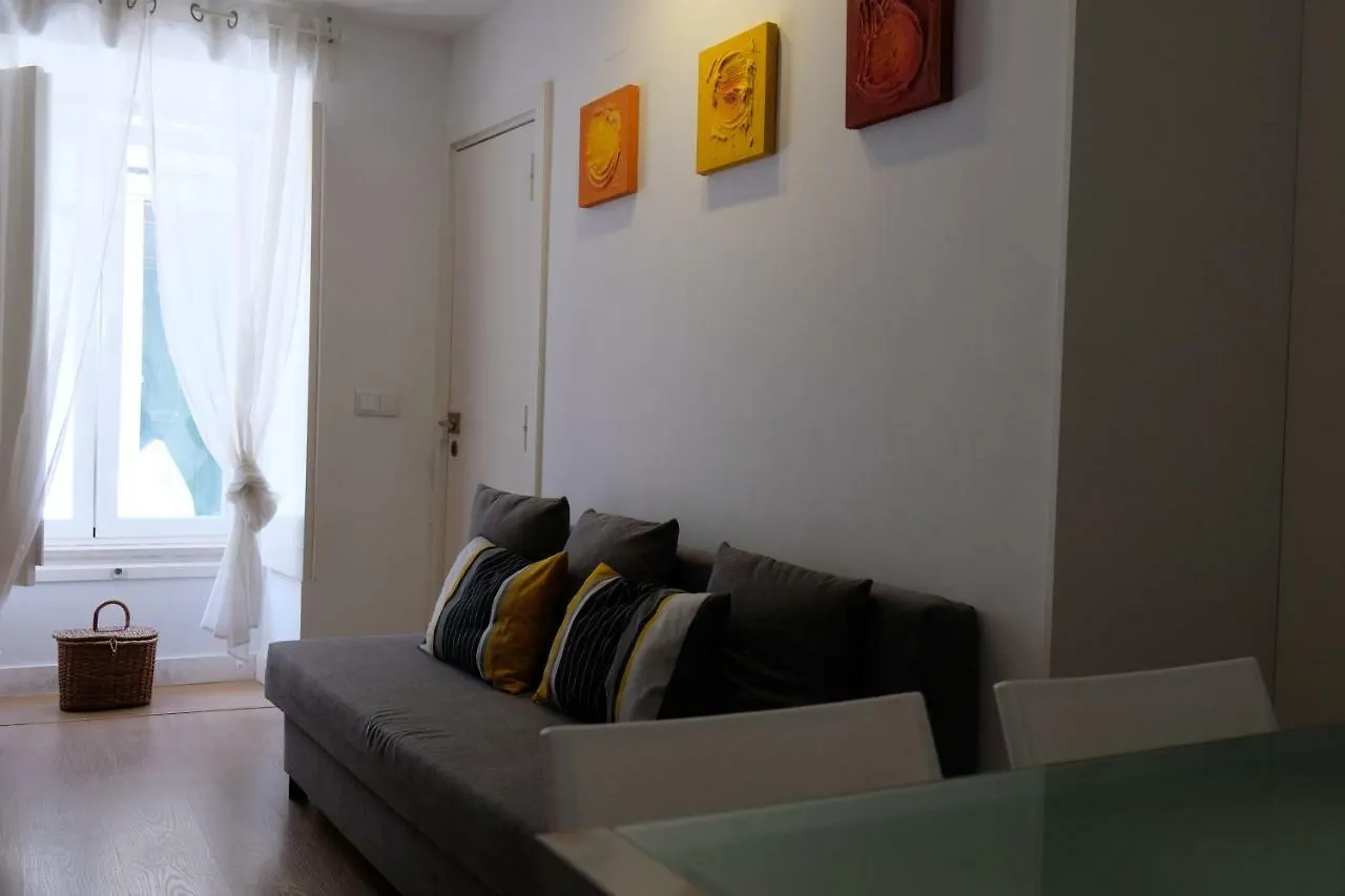 Nice Apartment Bairro Alto Lissabon